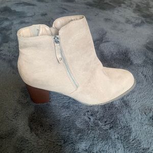 Tan boots, size 13